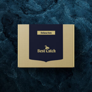 thuis dineren met luxe zeevruchten en sashimi.